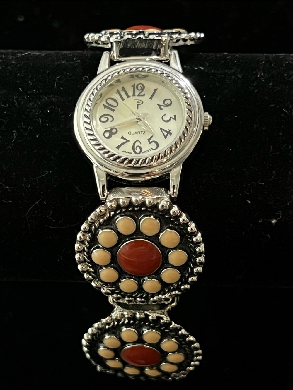 Women’s Southwest Style Quartz Watch
Requires battery